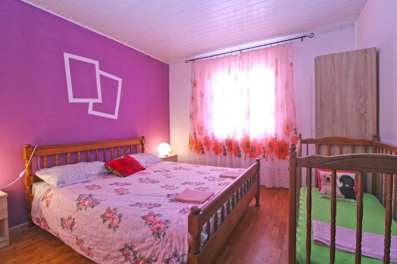 Apartments Matilda 1954 Fazana 0*,  Croatia