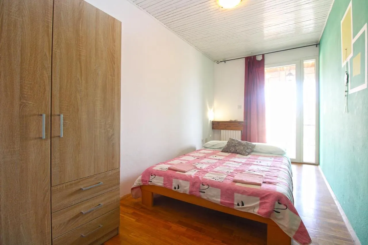Apartments Matilda 1954 Fazana