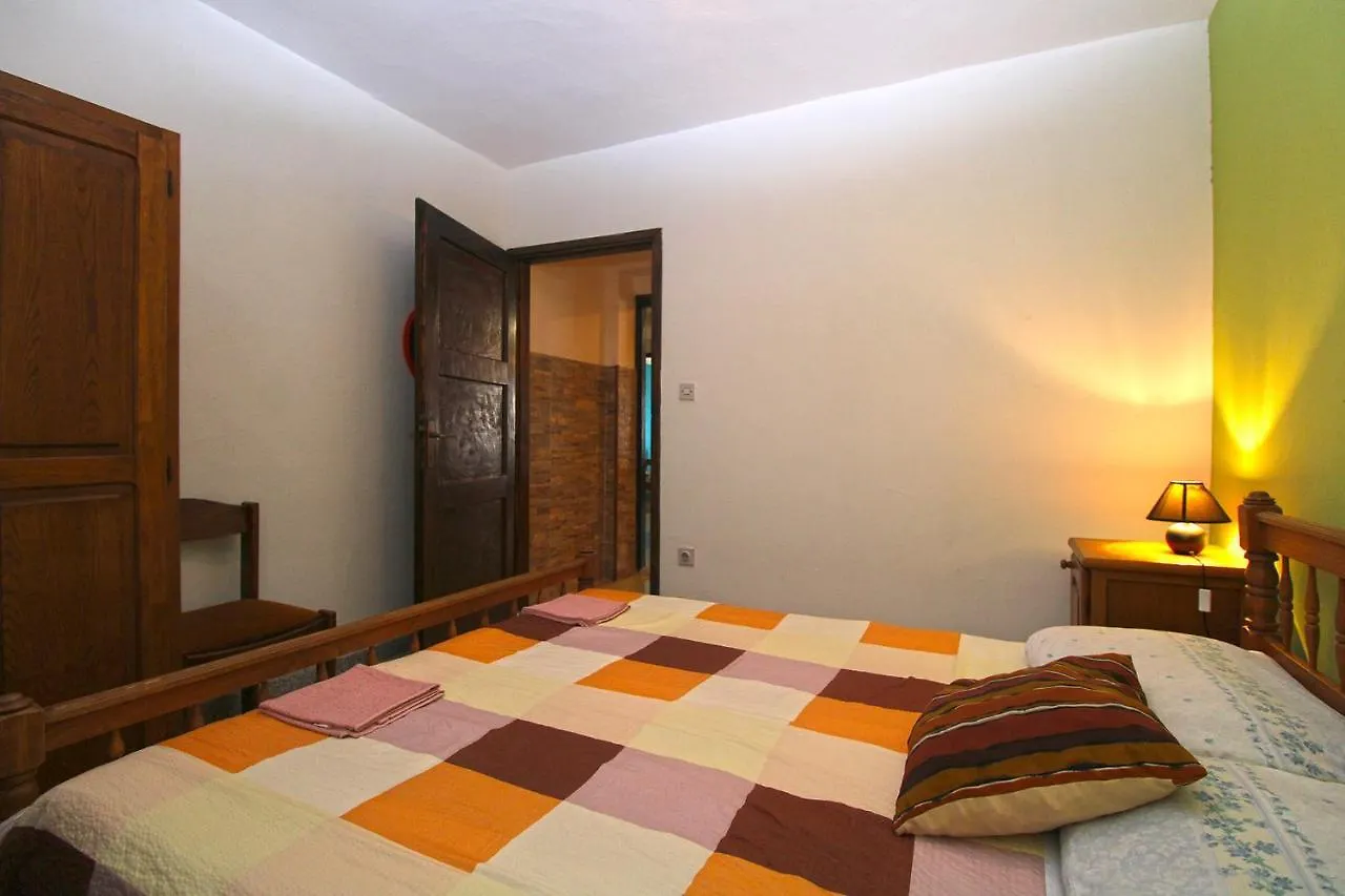 Apartments Matilda 1954 Fazana 0*,  Croatia