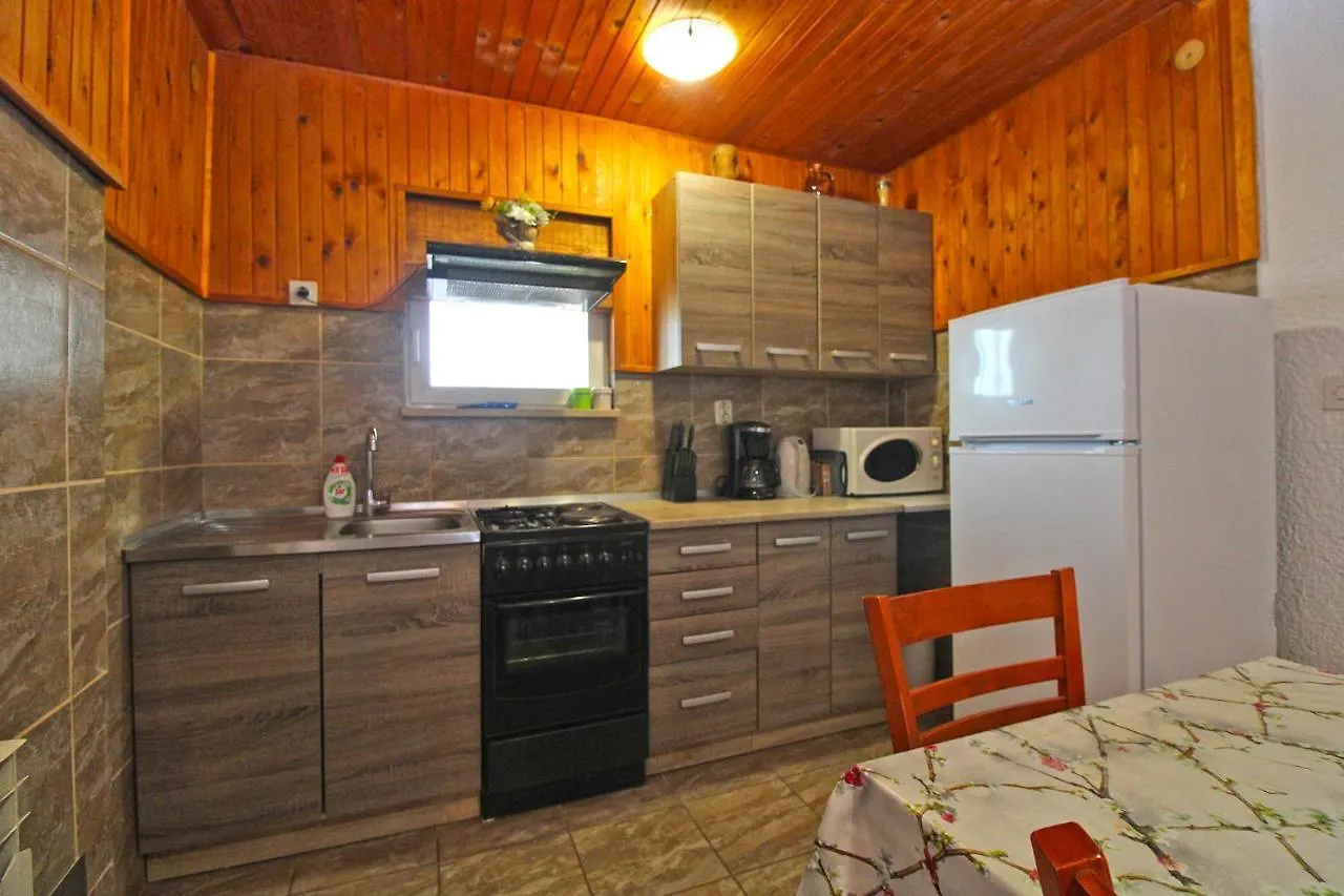 Apartments Matilda 1954 Fazana