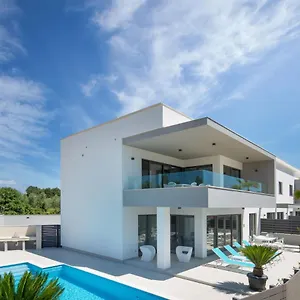 Fasana By Interhome Апартаменты